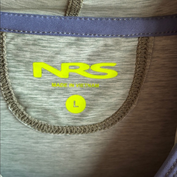 NRS Green Hoodie men's SilkWeight SPF 50+ size Large - Picture 7 of 8